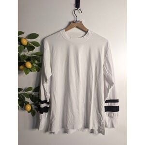 Abercrombie YPB Long Sleeve white with black stripes Sz M